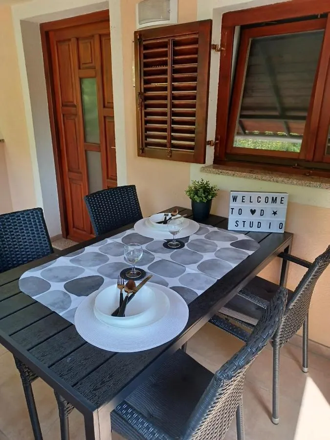 Studio D Vinkuran Apartment