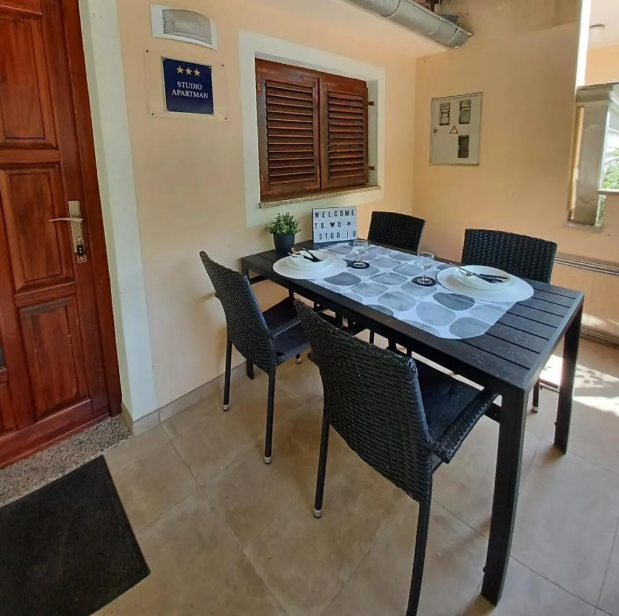 Apartment Studio D Vinkuran Croatia